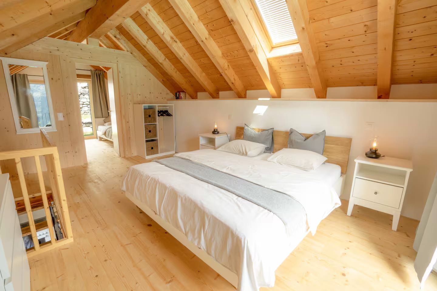 Rustico La Pezza double bedroom under the roof beams
